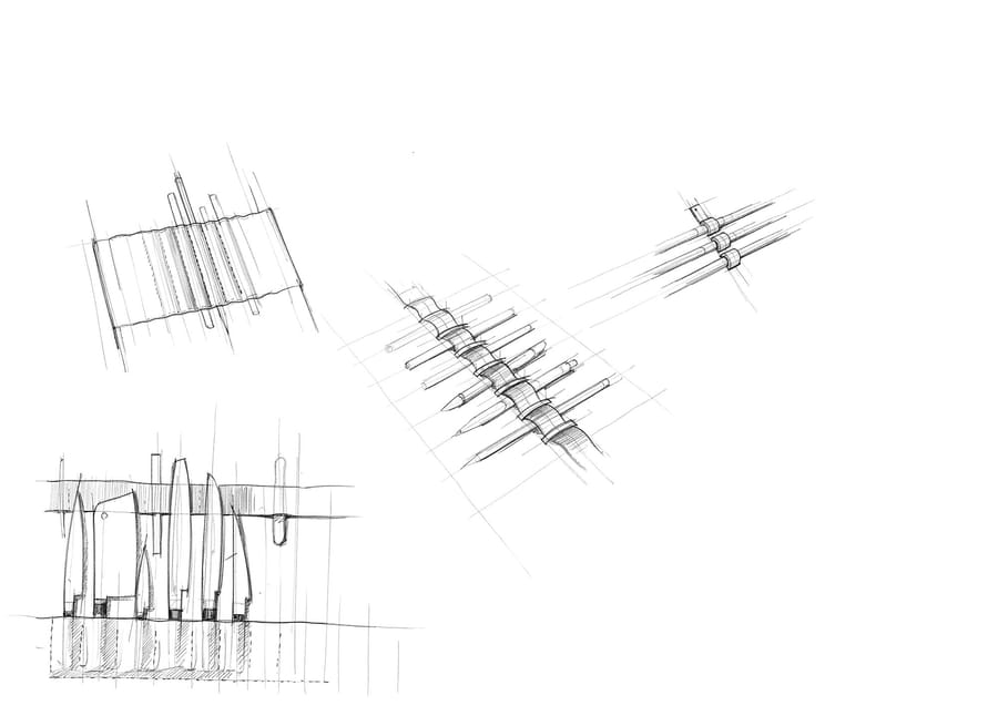 Croquis au crayon présentant des concepts de rangements sur mesure pour couteaux et ustensiles dans un projet d'architecture, Maison C&L