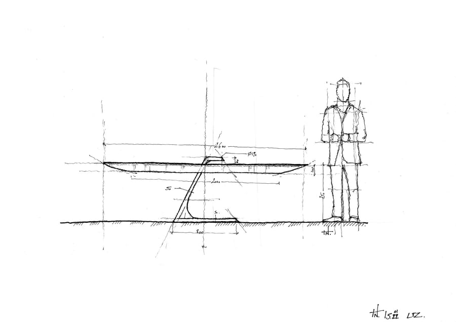 Croquis d'architecture présentant le profil d'une table cotée avec une silhouette humaine à l'échelle, SFZ à Paris